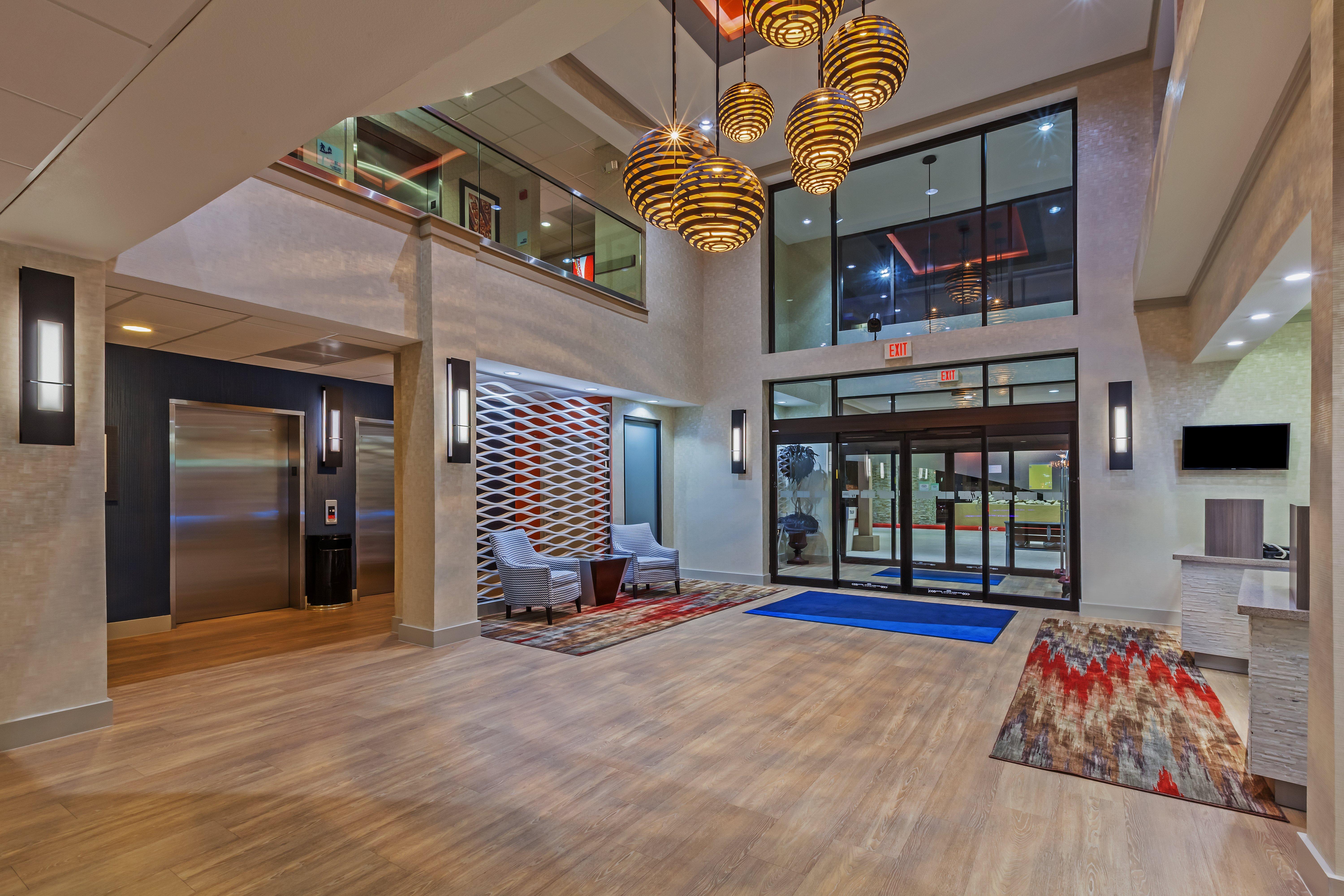 Holiday Inn Express & Suites Houston East By Ihg Exterior photo